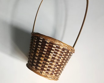 Vintage 90-te Brązowy pleciony dekoracyjny kosz wiklinowy || Wielkanoc || Wiosna || Dzień Matki