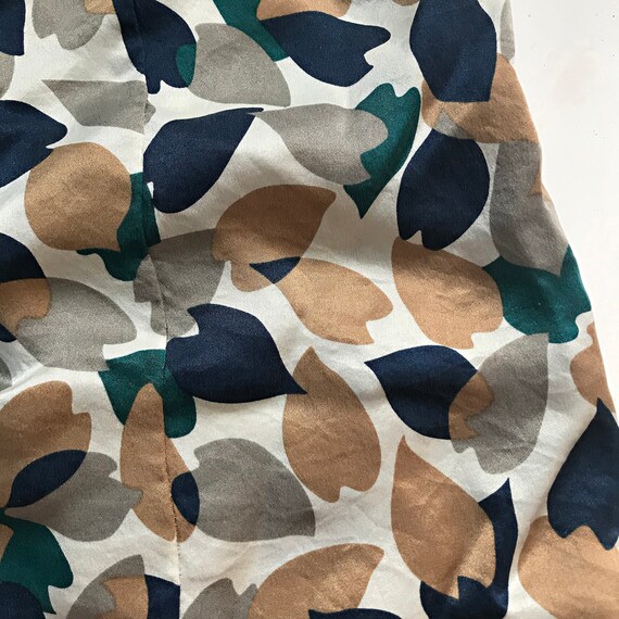 Silky Cap Sleeved Leaf Pattern Button Down Blouse - image 5