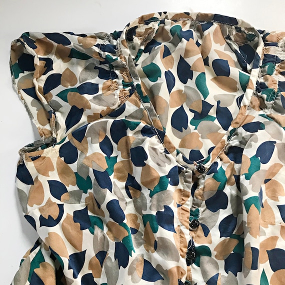 Silky Cap Sleeved Leaf Pattern Button Down Blouse - image 1