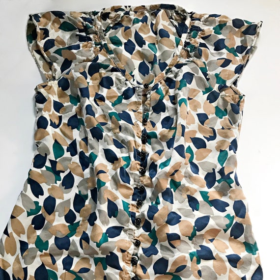 Silky Cap Sleeved Leaf Pattern Button Down Blouse - image 2