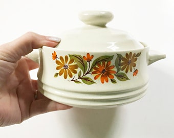 Naczynie do pieczenia z pokrywką z ceramiki Capri Bake Bake Serve 'n Store z lat 70. || Zapiekanka w stylu retro kwiatowym