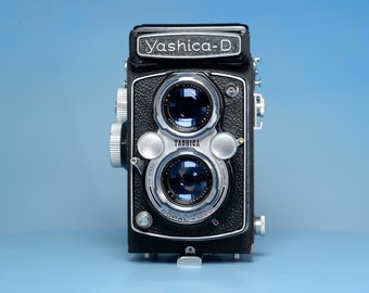 Yashica D. Cámara de película réflex de doble lente. Cámara de película de 120 mm.  Cámara TLR vintage. Cámara de película de formato medio.