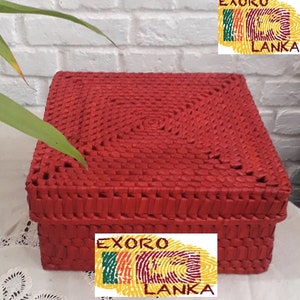 lidded storage basket storage solutions Toy basket with lid in palm leaf and reed toy box storage box panier \u00e0 linge wicker chest