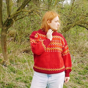 Vintage Wool pullover / sweater from 80-90s made in Norway / warm wool sweater / red pullover / size M-L