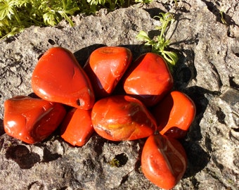 Red Jasper Tumblestone