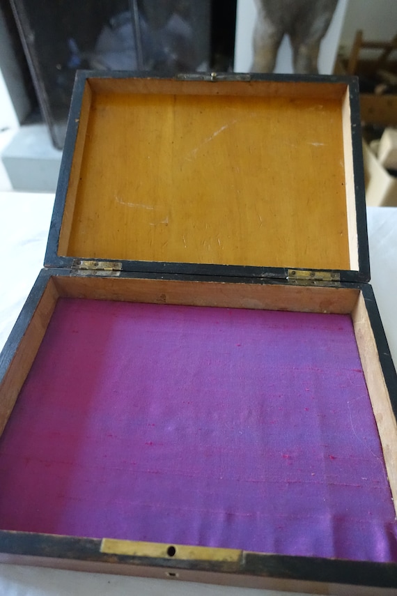 Coffret à Bijoux En Palissandre Et Marqueterie Avec Laiton - Écrin Vintage D'Occasion
