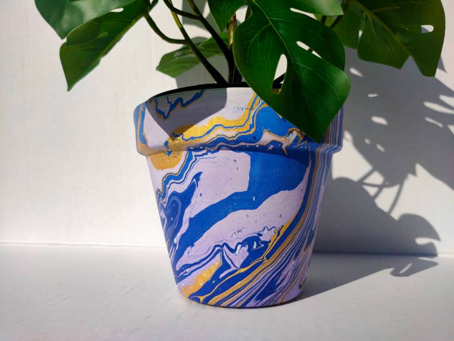Large Funky Hydro Dipped Plant Pot Swirl / Marbling Effect
