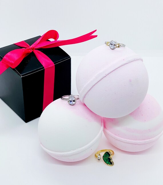SugarBrig Bling Bomb / Bath Bomb / Jewellery / Rings / Etsy