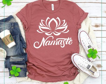 Namaste Yoga Sloth T-Shirt: Women's Meditation Relax Shirt