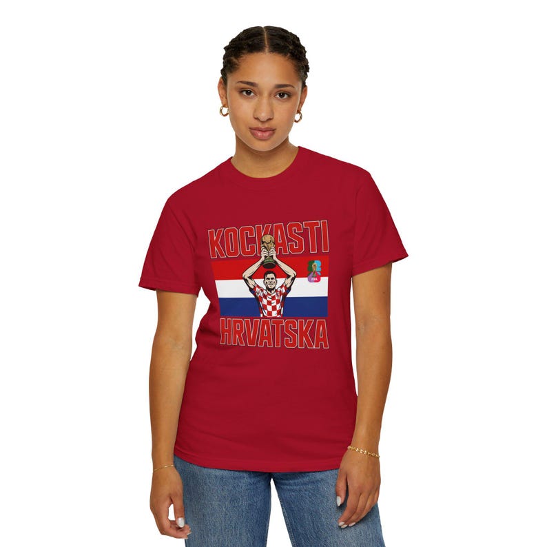 Kockasti Hrvatska Fußballspieler Trophäe T-Shirt | Kroatien WM 26 Flagge Fußball Tee Bild 12