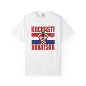 Kockasti Hrvatska Fußballspieler Trophäe T-Shirt | Kroatien WM 26 Flagge Fußball Tee Bild 1