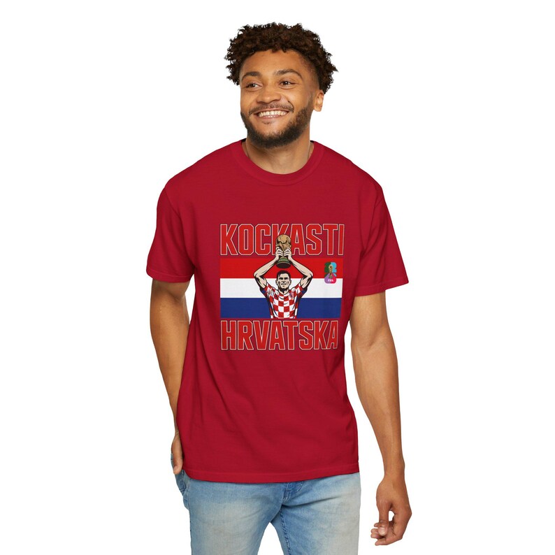 Kockasti Hrvatska Fußballspieler Trophäe T-Shirt | Kroatien WM 26 Flagge Fußball Tee Bild 15
