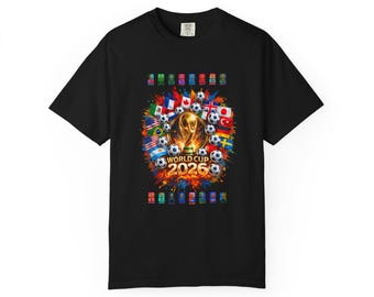 Camiseta exclusiva con el trofeo del Mundial 2026 y todos los logotipos de las ciudades.
