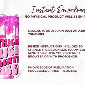 Puede incluir: Un dise&ntilde;o digital para un vaso rosa y blanco con el texto "Thick High Valentine Vibe". El dise&ntilde;o presenta purpurina rosa y corazones.