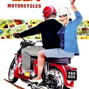 Pode incluir: Anúncio vintage da BSA Motorcycles com uma moto vermelha e duas pessoas. O homem usa um capacete vermelho, e a mulher usa um capacete branco e um casaco azul. O logotipo da BSA está no topo, com a palavra "MOTORCYCLES" abaixo.