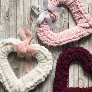 14" Custom Cozy Knit Heart Valentine's Day Wreath- Choose Between 4 Colors and 2 Ribbons. Front Door, Cabinet,Mirror Wreath. Cozy Home Decor