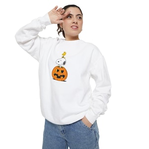 Peanuts Great Pumpkin Charlie Brown Halloween Sweatshirt UNISEX