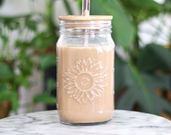 XL Sunflower Mason Jar Coffee Cup | XL Glass Coffee Cup | Iced Coffee Glass | Smoothie Cup | Boba Cup Set | Mason Jar Cup & Lid