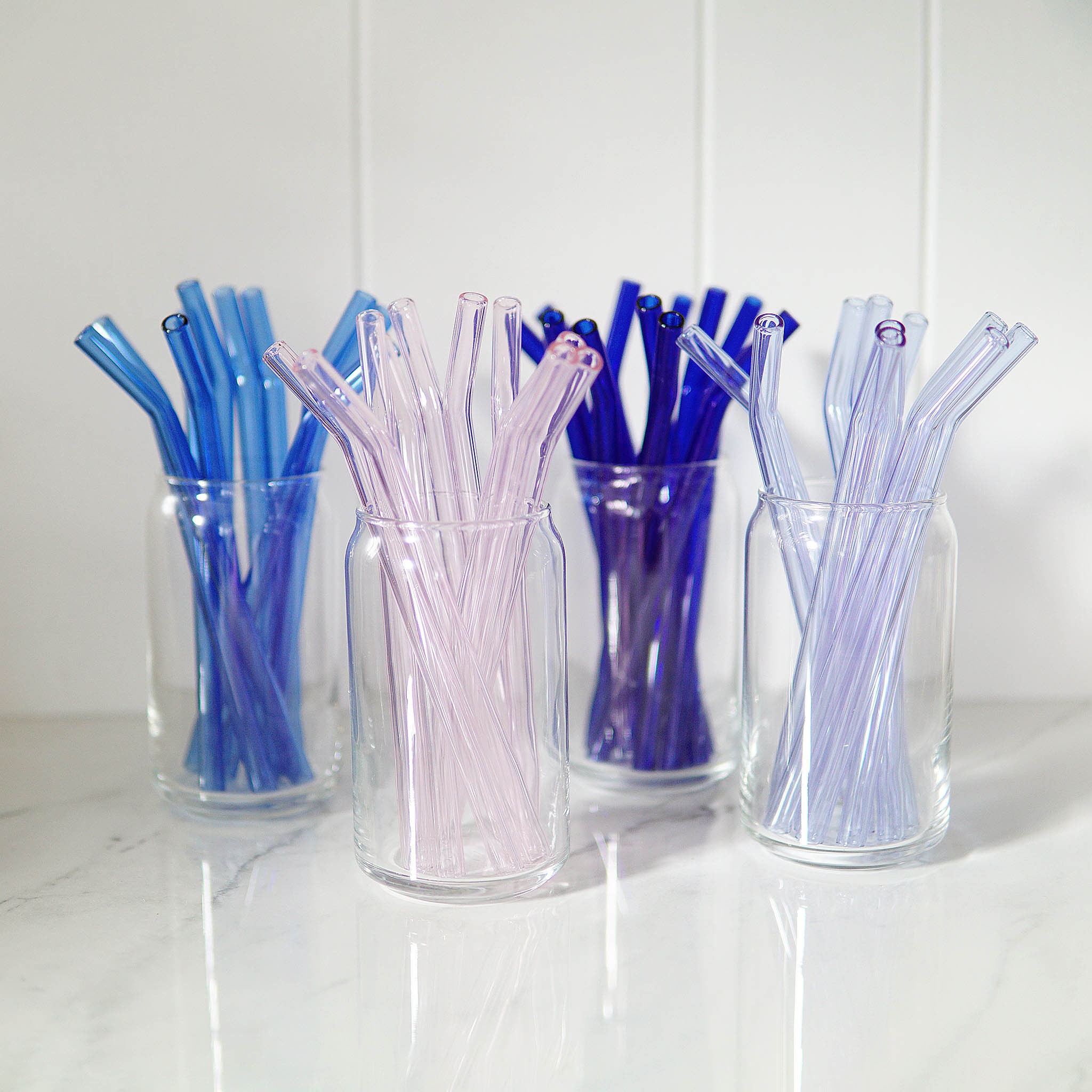 25 Pieces Reusable Glitter Clear Plastic Straws Rainbow Colored Drinking  Straws 9 Inches Long Hard Tumbler Replacement Straws with Cleaning Brush