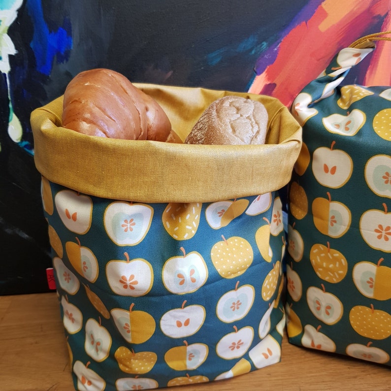 Lieblings Lunch Bag / Wetbag groß mit Henkel, lebensmittelecht, Apfelmuster Vintage, Kulturbeutel Wachstuch Fahrrad Tasche, Brotkorb, Ökotex Bild 4