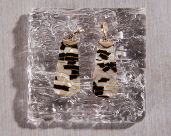 Handmade Water Flow Texture Glass Jewelry Display Set: Photo Props