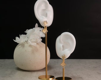 Silicone Ear Display Stand: Showcase Your Earrings with Elegance