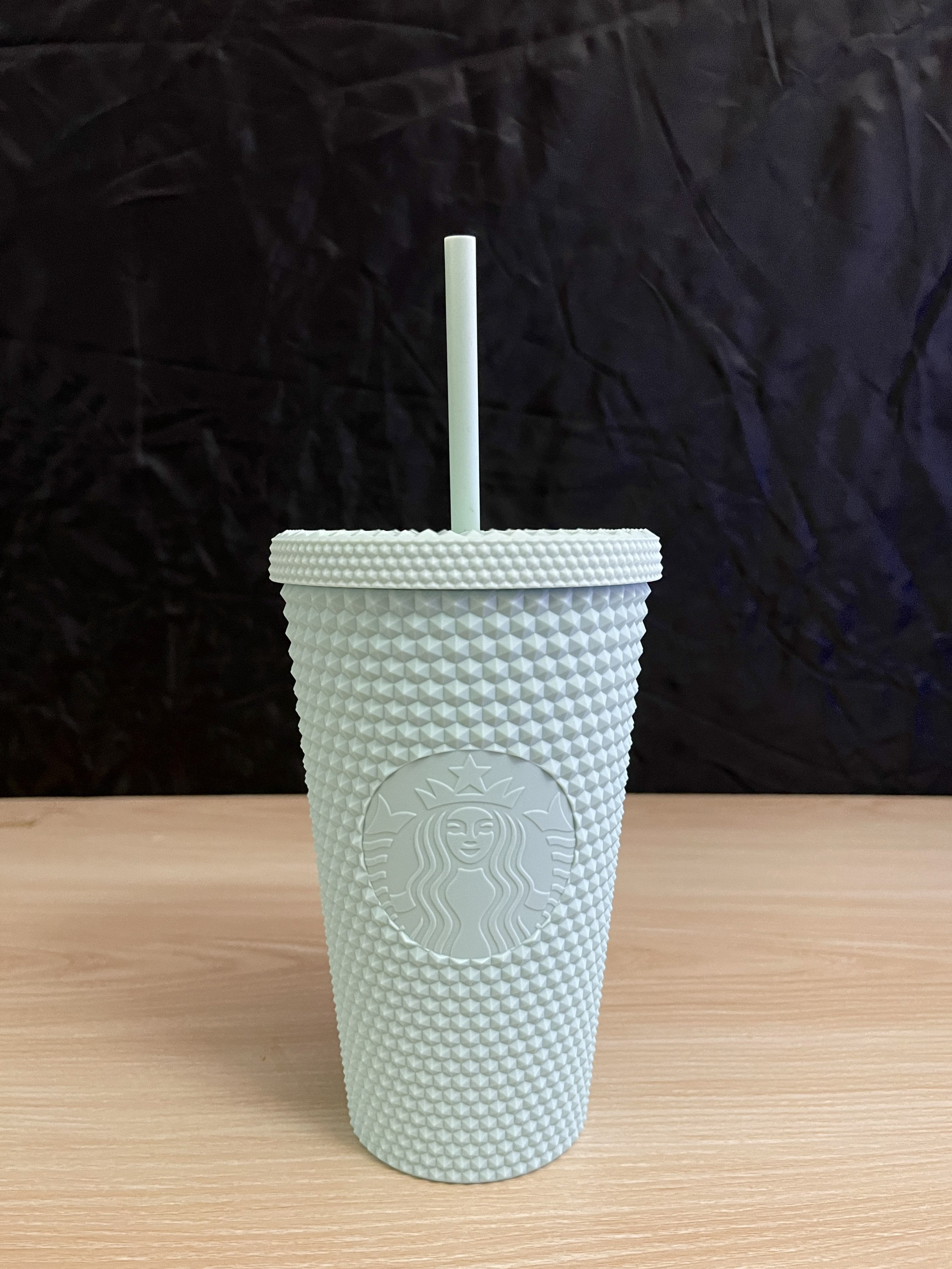 starbucks grande studded