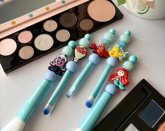 Beaded makeup brushes. Add some glam to your glam!