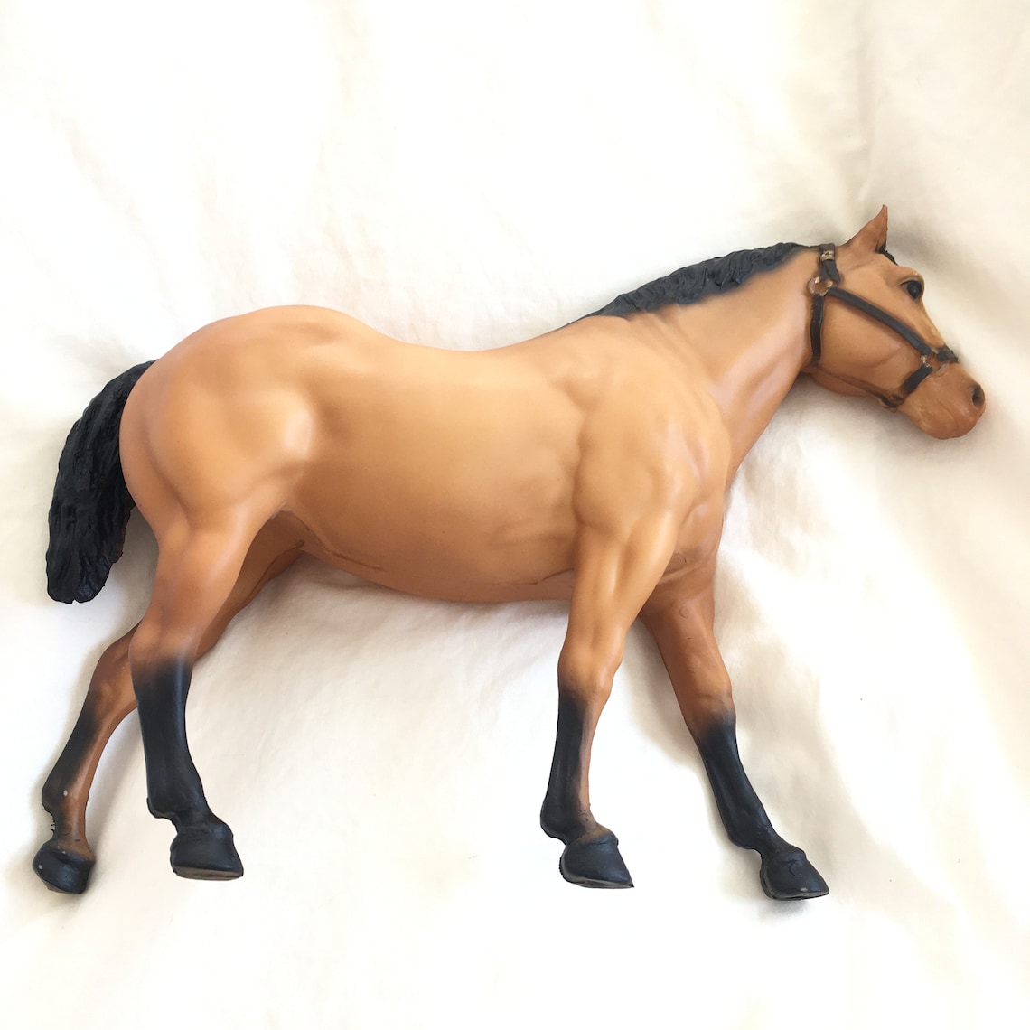Breyer Traditional 98 Quarter Horse in Buckskin Very Good Etsy