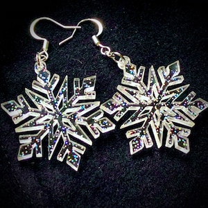 Glittering Snowflake Earrings | Lightweight dangles perfect for the holidays and winter weddings | Choose your own hardware