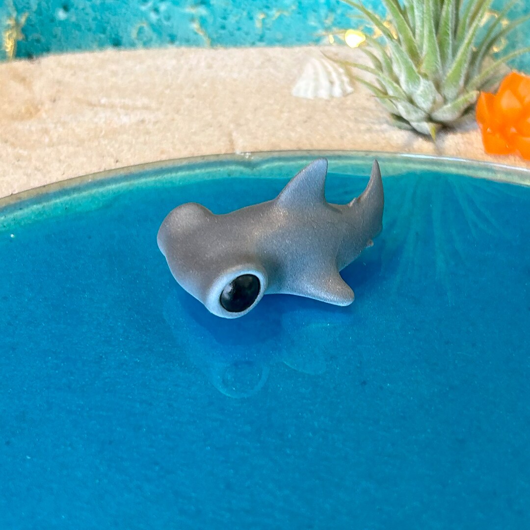 Cute Hammerhead Figurine Baby Shark Model Miniature Shark Hammerhead ...