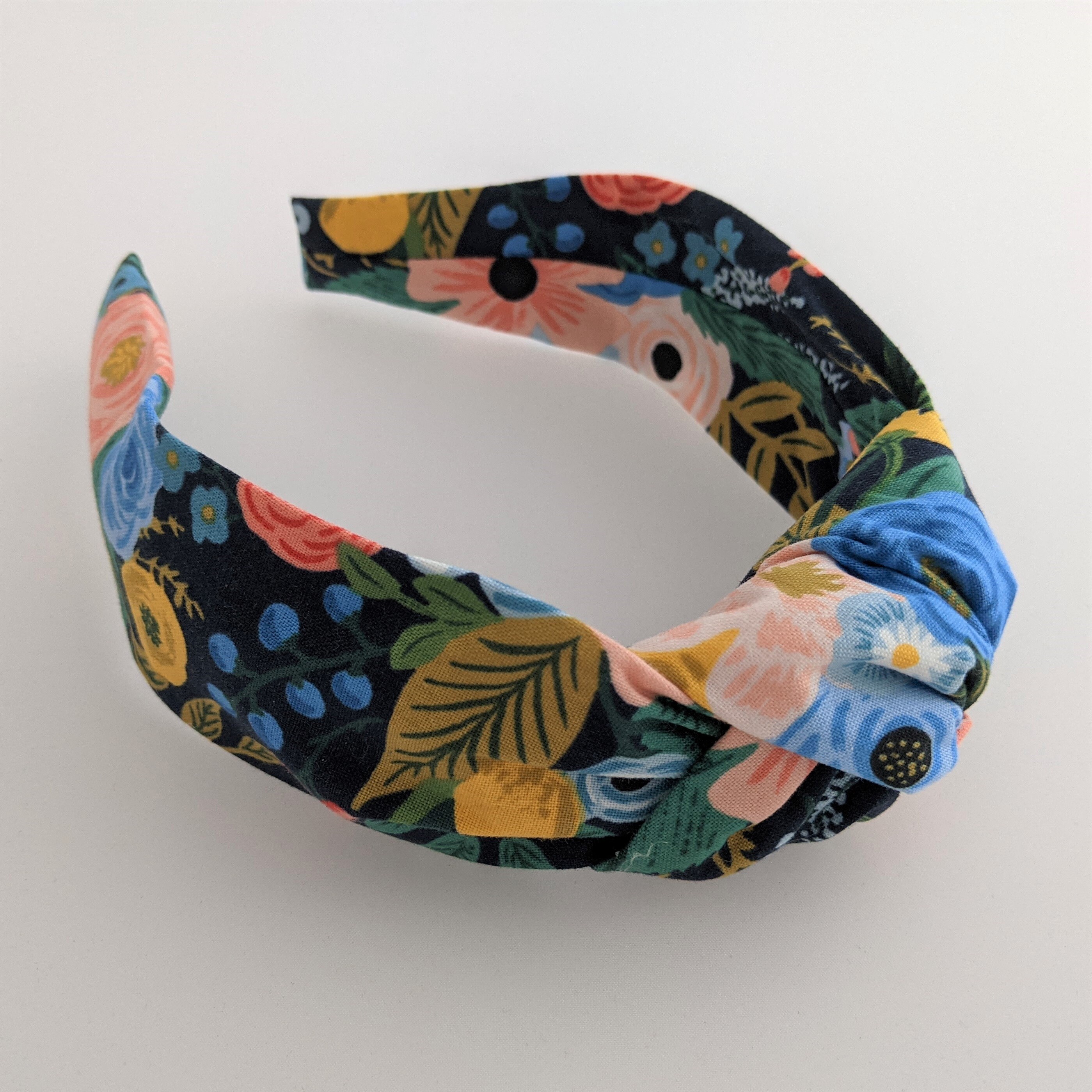 SUPER SWEET AND FEMININE Rifle paper top knot headband NEW ??? Garden Party Knotted Fabric Headband | Rifle Paper Co main image 3
