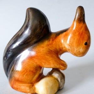 Vintage animal figurine,lovely squirrel,porcelain figurine FREE SHIPPING  WORLDWIDE