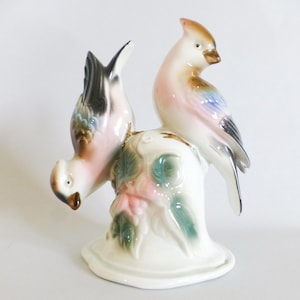 Vintage bird figurine,German  porcelain birds,cockatoo couple FREE SHIPPING WORLDWIDE