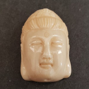 Guan Yin Head Ojime Bead   Hand Carved1554