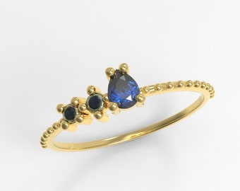 September birthstone ring/Natural sapphire ring 0.50ct/Blue sapphire ring 14KT yellow gold /Stacking sapphire ring stackable pear sapphire
