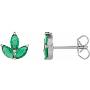 Emerald Cluster Earrings/14KT gold earrings/ Emerald stud earrings / cluster earrings/ Modern Minimal