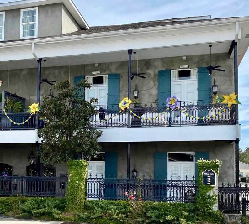 jumbo mardi gras garland