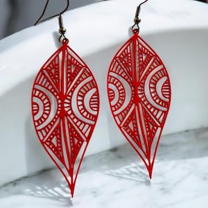 Boucles d&#39;oreilles tribales, grandes boucles d&#39;oreilles feuille, grandes boucles d&#39;oreilles pour elle, boucles d&#39;oreilles de tous les jours, cadeaux pour elle, boucles d&#39;oreilles feuille rouge