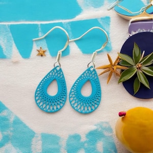 Cute Earrings, teardrop earrings, lace earrings, everyday earrings, gifts for her, no plastic packaging, blue earrings, mini earring