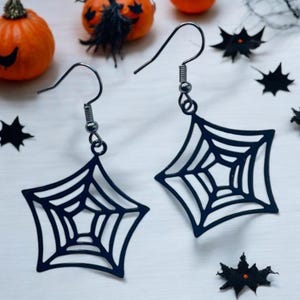 Black Spider Earring, Cobweb Design, Perfect Halloween Gifts, Costume Accessories, Gifts for Her, Spiderweb Earrings, Spooky Jewelry,