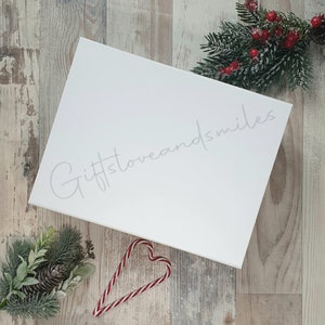 Magnetic white gift box, tiny box christmas mock up / digital file / jpeg