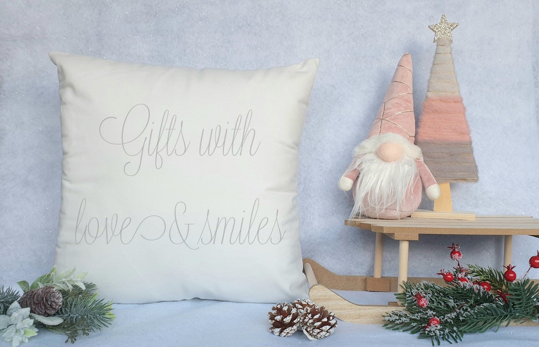 Charpie Cushion / White Cushion Christmas Mock up / Digital Etsy