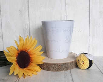 White ceramic plant pot mock up jpeg