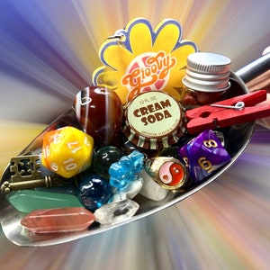 Retro Themed Crystal Confetti Scoop / Groovy 70s inspired Mix