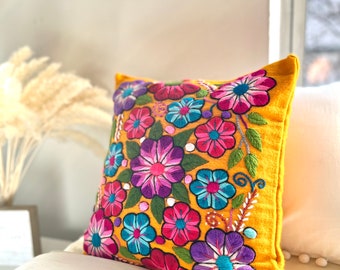 peruvian embroidered pillows