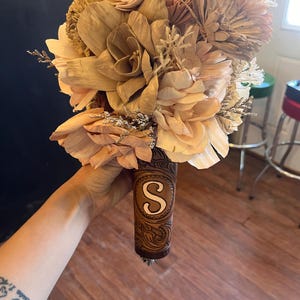 Leather Tooled Bouquet Wrap