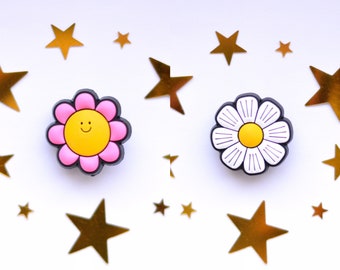 Cute Happy Flower Shoe Charm - Charms for your Crocs - Croc Accessories. Jibbitz
