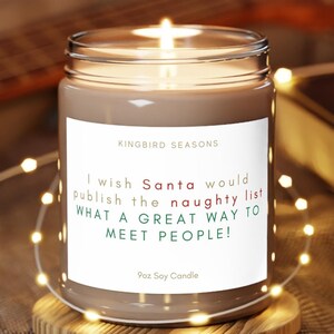 Kerstmanlijst, geweldige manier om mensen te ontmoeten Kaars | 9oz sojawaskaars | Grappige kerstkaars | Kousvuller | Cadeau-idee