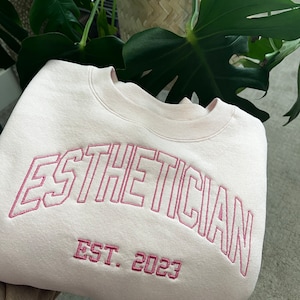 Custom Embroidered Esthetician Crewneck Sweatshirts Personalized Skincare Sweatshirt For Beauty Professionals Esthetician Gift